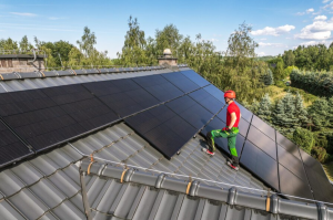 Maintenance for Solar Panels: Tips to Avoid Costly Repairs